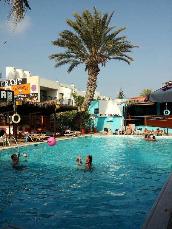 Kkaras Hotel Ayia Napa Bagian luar foto