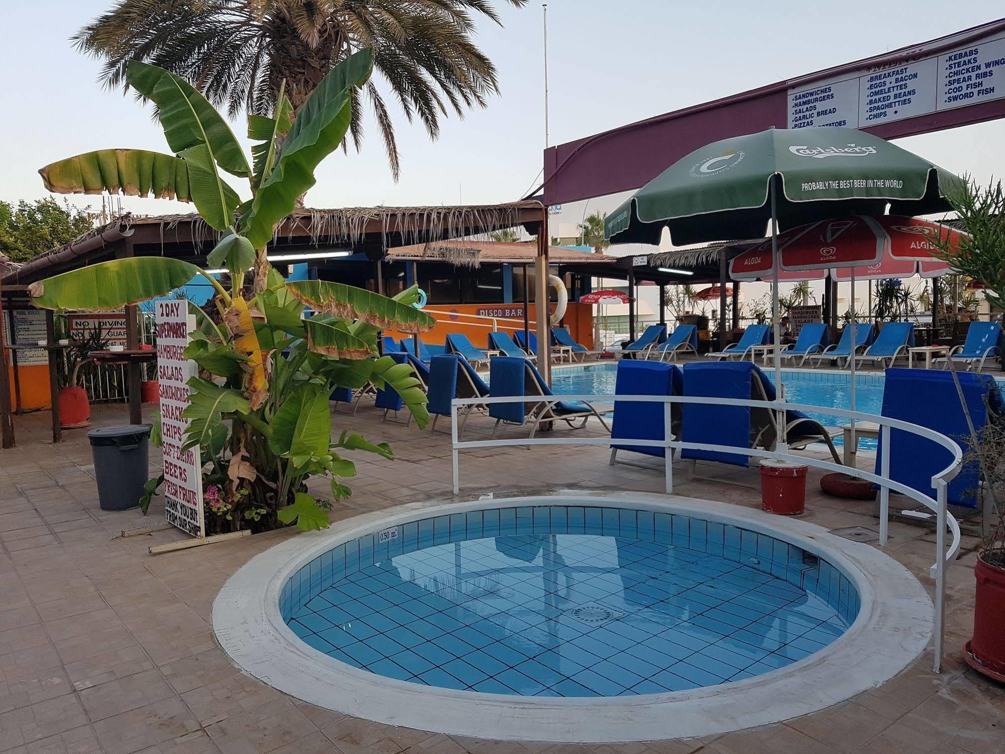 Kkaras Hotel Ayia Napa Bagian luar foto