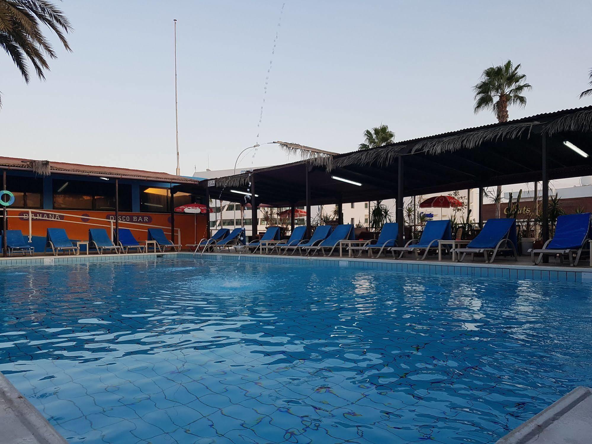 Kkaras Hotel Ayia Napa Bagian luar foto
