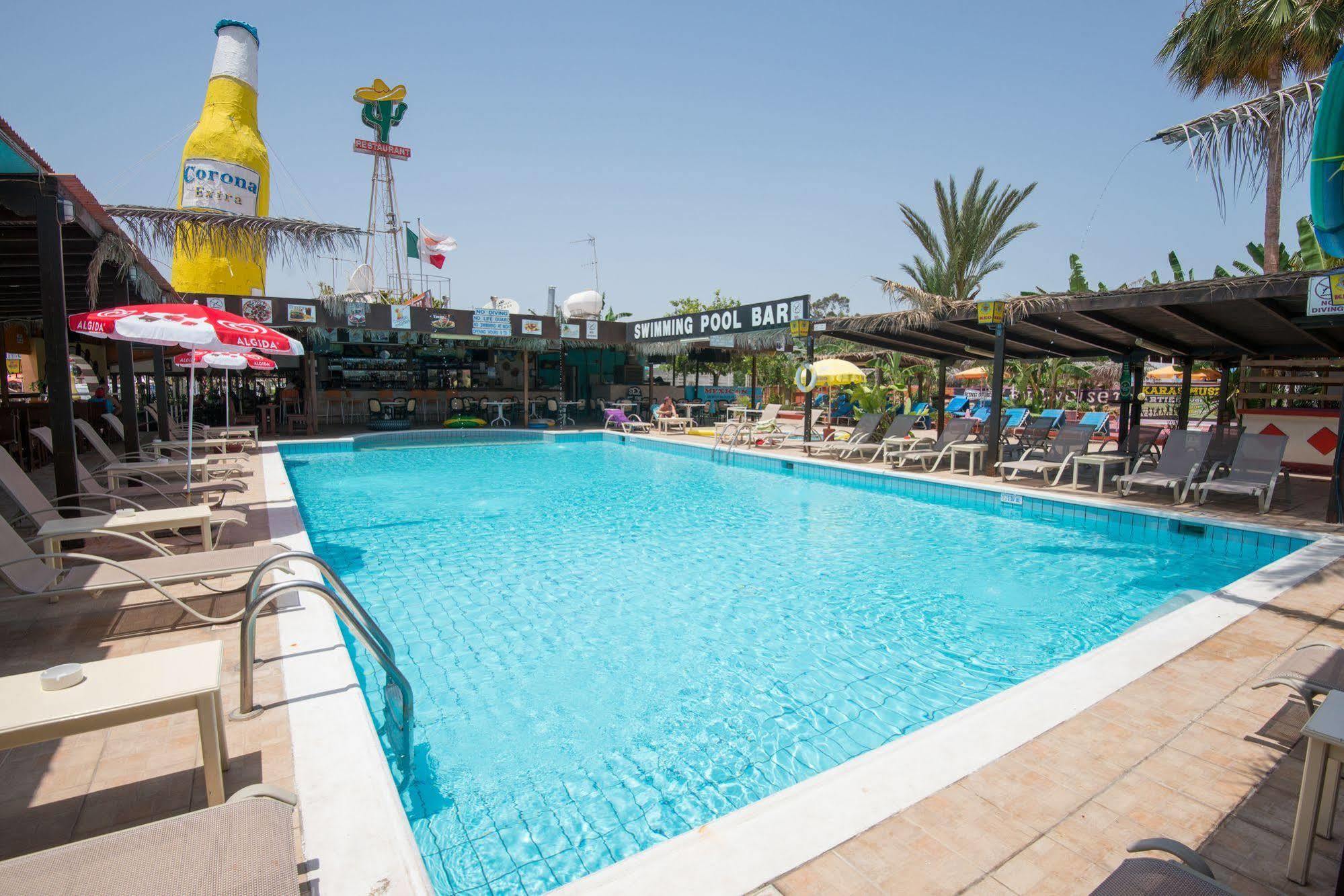 Kkaras Hotel Ayia Napa Bagian luar foto