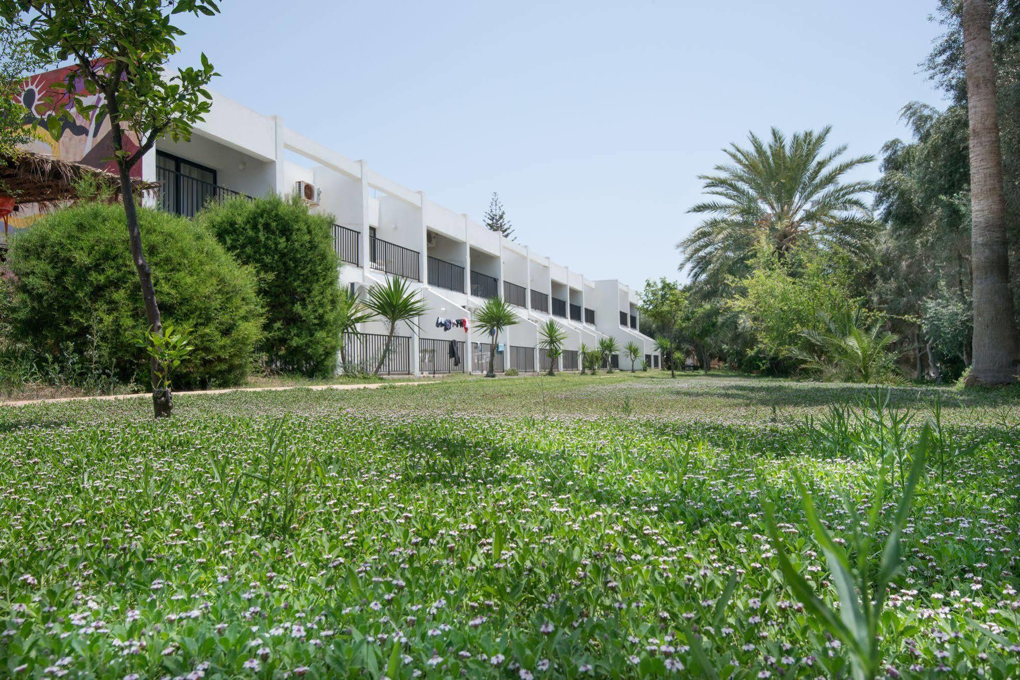 Kkaras Hotel Ayia Napa Bagian luar foto